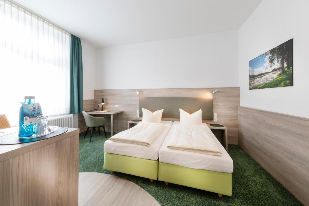 Hotel Reichshof Garni Шверте Экстерьер фото